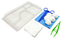 Set de pansement avec 3 pinces, compresses et boules de gaze – Carton de 5 sets