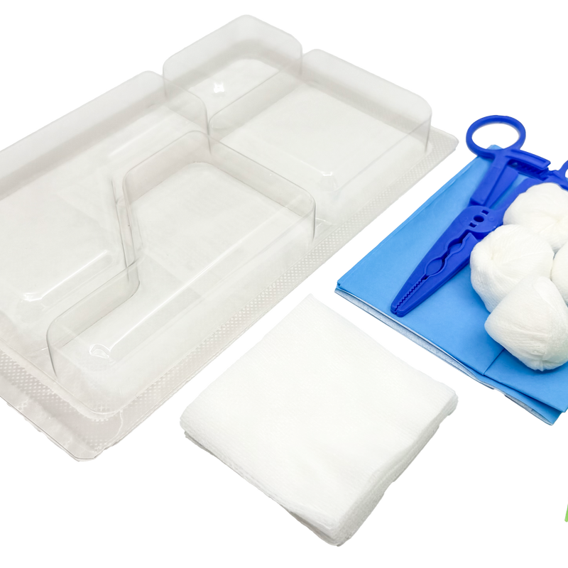 Set de pansement avec 3 pinces, compresses et boules de gaze – Carton de 5 sets