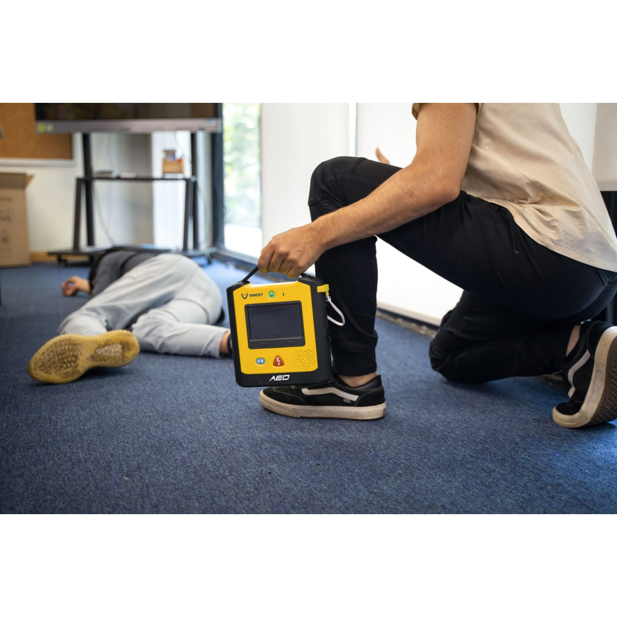 Défibrillateur semi-automatique ViVest Powerbeat X3
